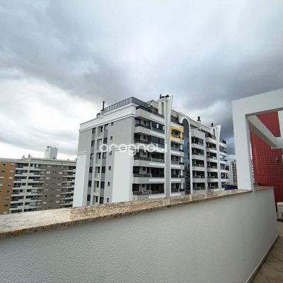 Cobertura com 459m², 4 quartos (sendo 2 suítes), 3 garagens, no bairro Campinas em São José