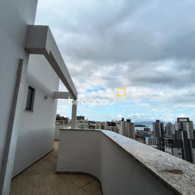 Cobertura com 459m², 4 quartos (sendo 2 suítes), 3 garagens, no bairro Campinas em São José