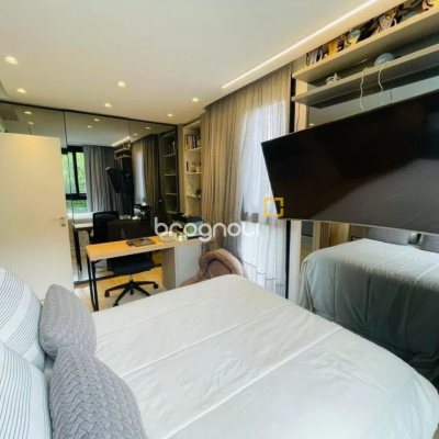 Casa de Condomínio com 413m², 3 quartos (sendo 3 suítes), 5 garagens, no bairro Lagoa da Conceição em Florianópolis