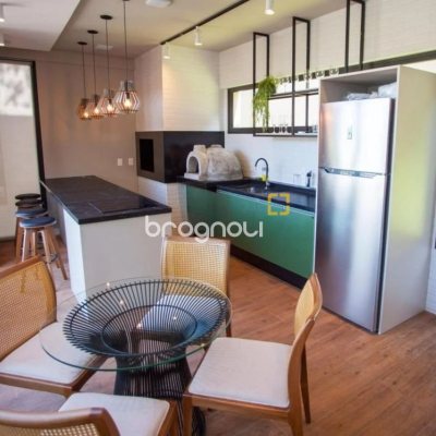 Casa de Condomínio com 413m², 3 quartos (sendo 3 suítes), 5 garagens, no bairro Lagoa da Conceição em Florianópolis