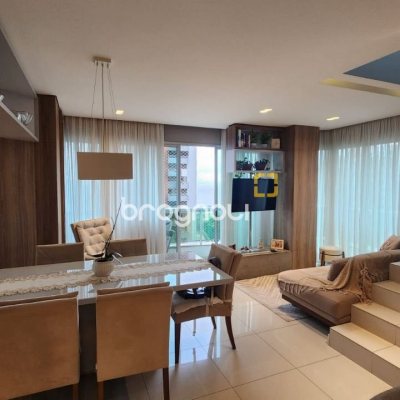 Cobertura com 206m², 2 quartos (sendo 2 suítes), 2 garagens, no bairro Agronômica em Florianópolis