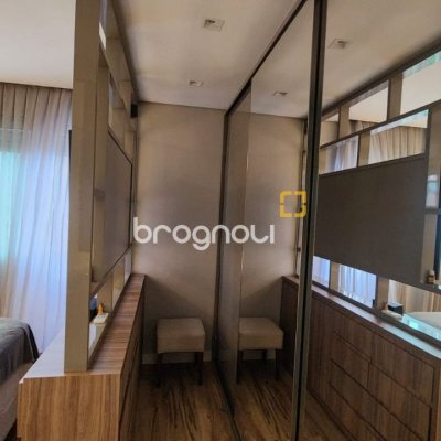 Cobertura com 206m², 2 quartos (sendo 2 suítes), 2 garagens, no bairro Agronômica em Florianópolis