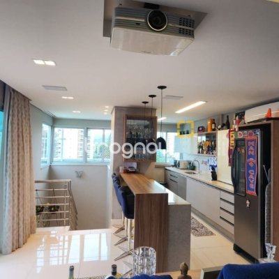 Cobertura com 206m², 2 quartos (sendo 2 suítes), 2 garagens, no bairro Agronômica em Florianópolis