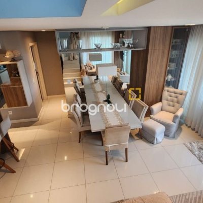 Cobertura com 206m², 2 quartos (sendo 2 suítes), 2 garagens, no bairro Agronômica em Florianópolis