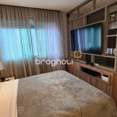 Cobertura com 206m², 2 quartos (sendo 2 suítes), 2 garagens, no bairro Agronômica em Florianópolis