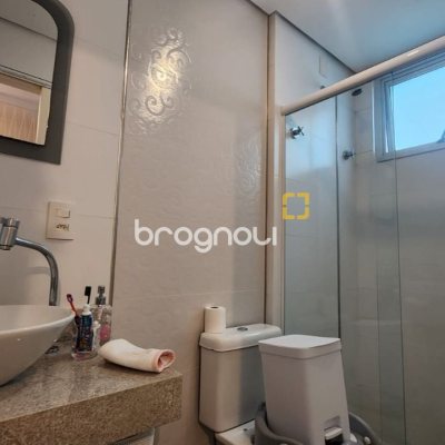 Cobertura com 206m², 2 quartos (sendo 2 suítes), 2 garagens, no bairro Agronômica em Florianópolis