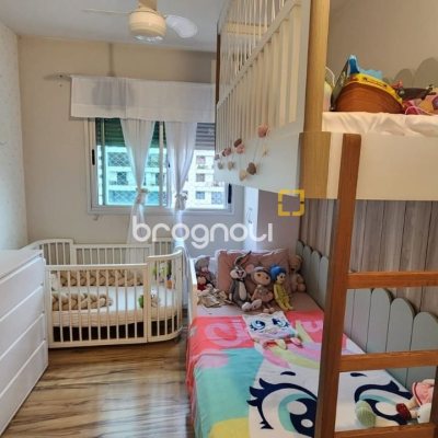 Cobertura com 206m², 2 quartos (sendo 2 suítes), 2 garagens, no bairro Agronômica em Florianópolis