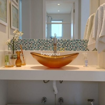 Apartamento com 115m², 3 quartos (sendo 2 suítes), 2 garagens, no bairro Ingleses em Florianópolis