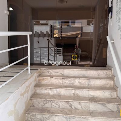 Apartamento com 104m², 3 quartos (sendo 1 suíte), 1 garagem, no bairro Centro em Florianópolis