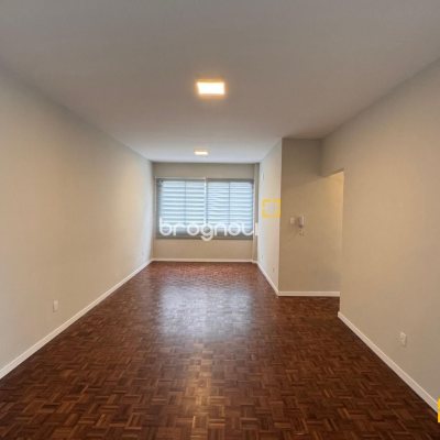 Apartamento com 104m², 3 quartos (sendo 1 suíte), 1 garagem, no bairro Centro em Florianópolis