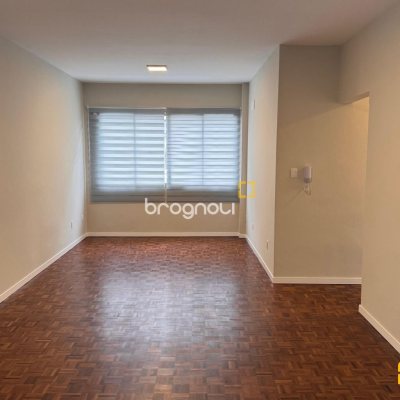 Apartamento com 104m², 3 quartos (sendo 1 suíte), 1 garagem, no bairro Centro em Florianópolis