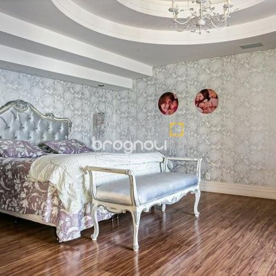 Cobertura com 487m², 4 quartos (sendo 4 suítes), 4 garagens, no bairro João Paulo em Florianópolis