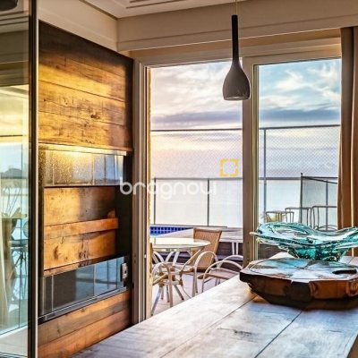 Cobertura com 487m², 4 quartos (sendo 4 suítes), 4 garagens, no bairro João Paulo em Florianópolis