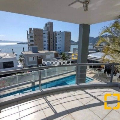 Casa com 585m², 5 quartos (sendo 3 suítes), 6 garagens, no bairro João Paulo em Florianópolis