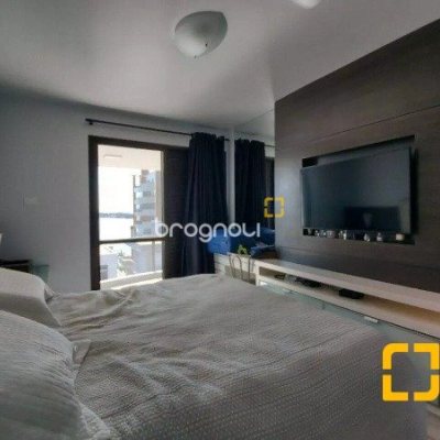 Casa com 585m², 5 quartos (sendo 3 suítes), 6 garagens, no bairro João Paulo em Florianópolis