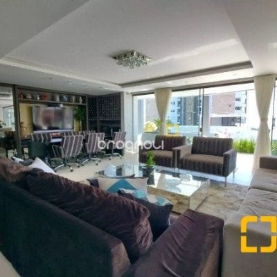 Casa com 585m², 5 quartos (sendo 3 suítes), 6 garagens, no bairro João Paulo em Florianópolis