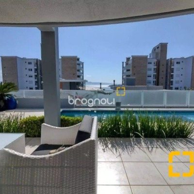 Casa com 585m², 5 quartos (sendo 3 suítes), 6 garagens, no bairro João Paulo em Florianópolis