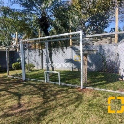 Casa com 585m², 5 quartos (sendo 3 suítes), 6 garagens, no bairro João Paulo em Florianópolis