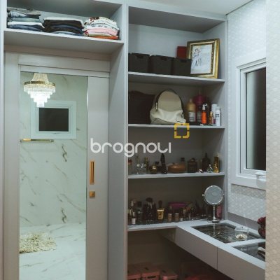 Casa de Condomínio com 411m², 5 quartos (sendo 4 suítes), 2 garagens, no bairro Ratones em Florianópolis