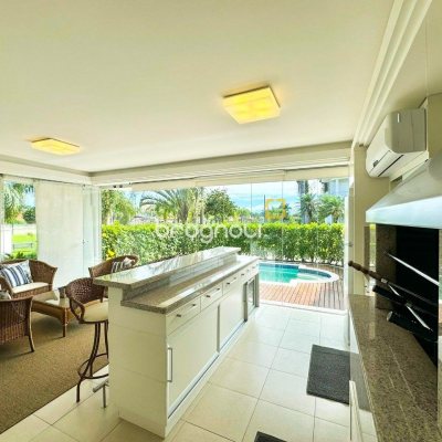Casa de Condomínio com 380m², 3 quartos (sendo 1 suíte), 2 garagens, no bairro Cacupé em Florianópolis