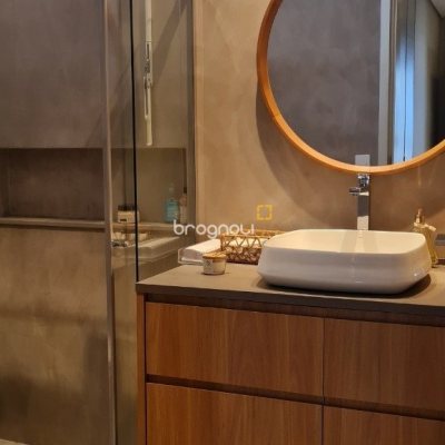 Cobertura com 172m², 3 quartos (sendo 2 suítes), 1 garagem, no bairro Centro em Florianópolis