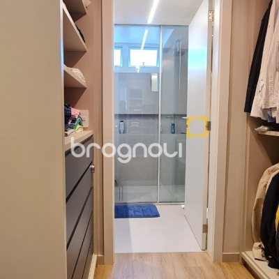 Cobertura com 172m², 3 quartos (sendo 2 suítes), 1 garagem, no bairro Centro em Florianópolis