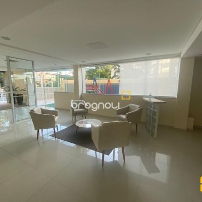 Apartamento com 139m², 3 quartos (sendo 1 suíte), 2 garagens, no bairro Agronômica em Florianópolis