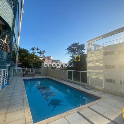 Apartamento com 139m², 3 quartos (sendo 1 suíte), 2 garagens, no bairro Agronômica em Florianópolis