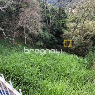 Terreno com 749m², no bairro Corrego Grande em Florianópolis