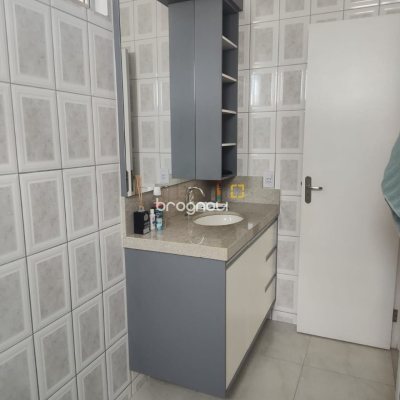 Apartamento com 85m², 2 quartos, 1 garagem, no bairro Córrego Grande em Florianópolis