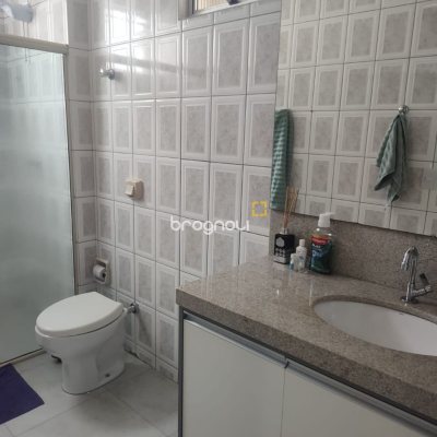 Apartamento com 85m², 2 quartos, 1 garagem, no bairro Córrego Grande em Florianópolis