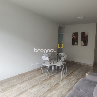 Apartamento com 85m², 2 quartos, 1 garagem, no bairro Córrego Grande em Florianópolis