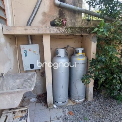 Casa com 229m², 5 quartos (sendo 3 suítes), 6 garagens, no bairro Campeche em Florianópolis