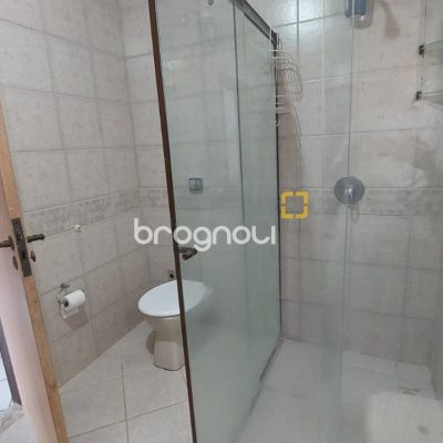 Casa com 229m², 5 quartos (sendo 3 suítes), 6 garagens, no bairro Campeche em Florianópolis