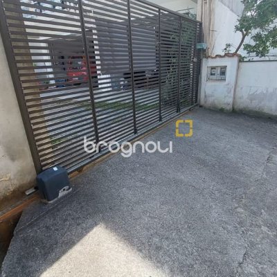 Casa com 229m², 5 quartos (sendo 3 suítes), 6 garagens, no bairro Campeche em Florianópolis