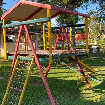 Casa com 39m², 2 quartos, 1 garagem, no bairro Cachoeira do Bom Jesus em Florianópolis
