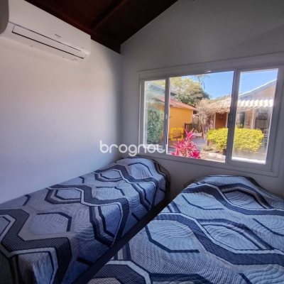 Casa com 39m², 2 quartos, 1 garagem, no bairro Cachoeira do Bom Jesus em Florianópolis