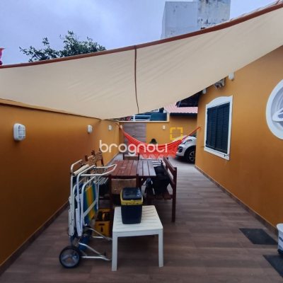 Casa com 39m², 2 quartos, 1 garagem, no bairro Cachoeira do Bom Jesus em Florianópolis