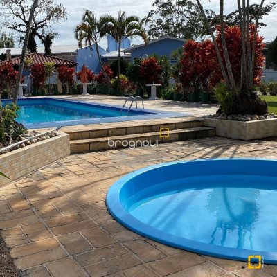 Casa com 39m², 2 quartos, 1 garagem, no bairro Cachoeira do Bom Jesus em Florianópolis