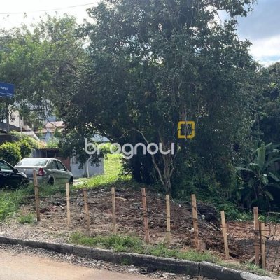 Terreno com 1350m², no bairro Itacorubi em Florianópolis