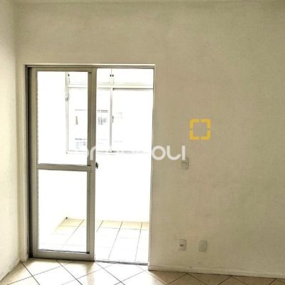 Apartamento com 53m², 2 quartos, 1 garagem, no bairro Areias em São José