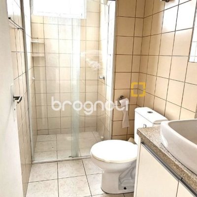 Apartamento com 53m², 2 quartos, 1 garagem, no bairro Areias em São José