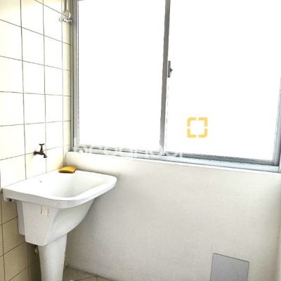 Apartamento com 53m², 2 quartos, 1 garagem, no bairro Areias em São José