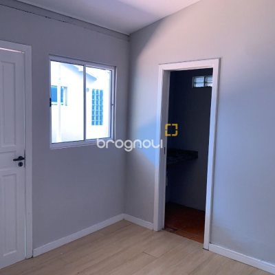 Casa com 200m², 4 quartos (sendo 1 suíte), 4 garagens, no bairro Santa Mônica em Florianópolis