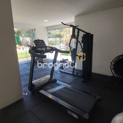 Apartamento com 93m², 3 quartos (sendo 1 suíte), 2 garagens, no bairro Campeche em Florianópolis