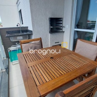 Apartamento com 93m², 3 quartos (sendo 1 suíte), 2 garagens, no bairro Campeche em Florianópolis
