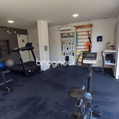 Apartamento com 93m², 3 quartos (sendo 1 suíte), 2 garagens, no bairro Campeche em Florianópolis