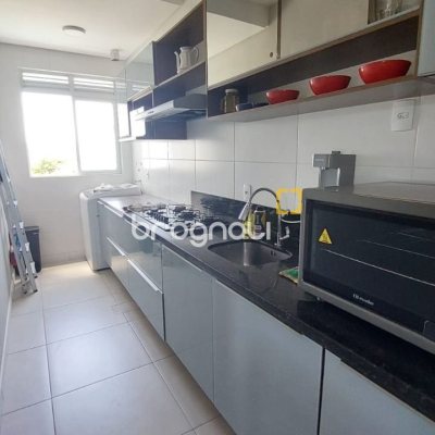 Apartamento com 93m², 3 quartos (sendo 1 suíte), 2 garagens, no bairro Campeche em Florianópolis