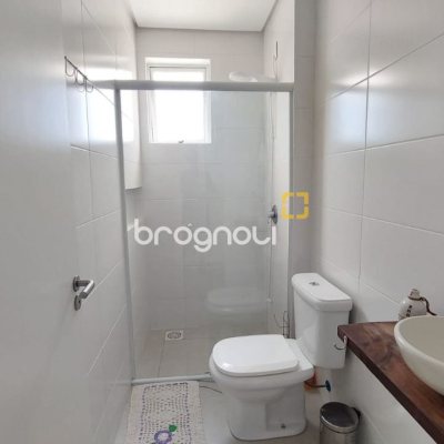 Apartamento com 93m², 3 quartos (sendo 1 suíte), 2 garagens, no bairro Campeche em Florianópolis