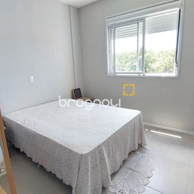 Apartamento com 93m², 3 quartos (sendo 1 suíte), 2 garagens, no bairro Campeche em Florianópolis